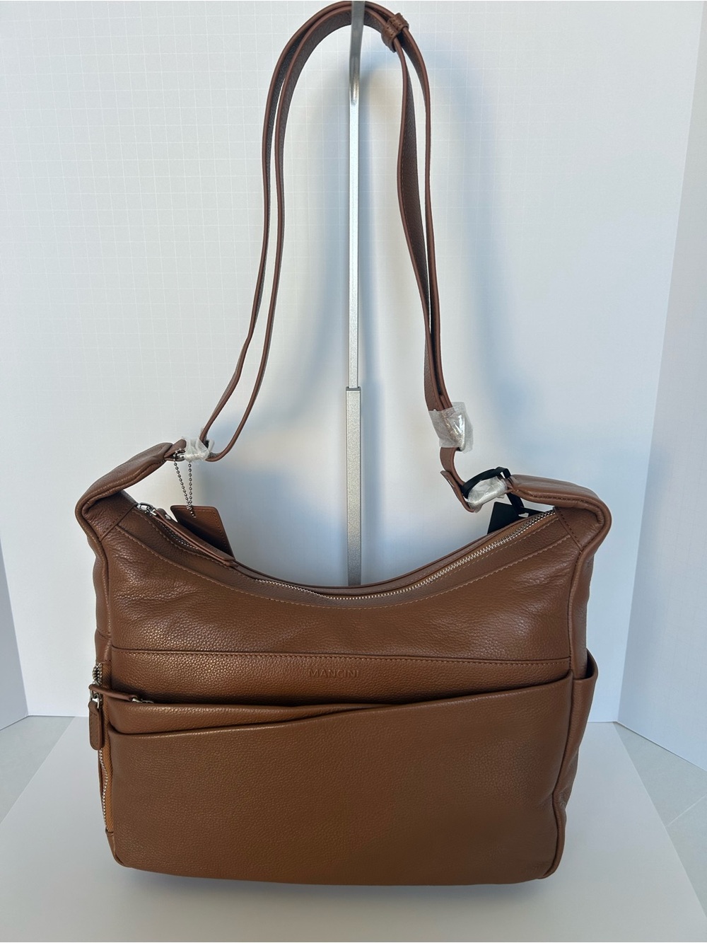 Mancini Pebble June Leather Crossbody Handbag